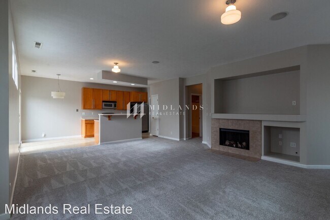 Building Photo - 14202 Tregaron Ridge Ave