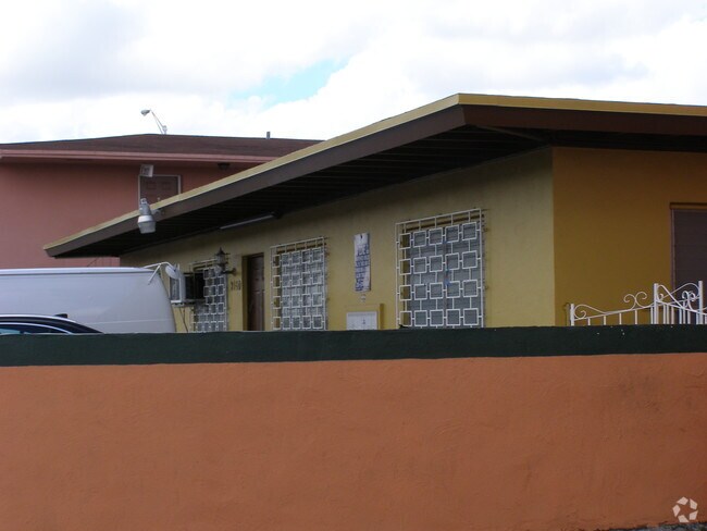 Foto del edificio - 3160 Palm Ave