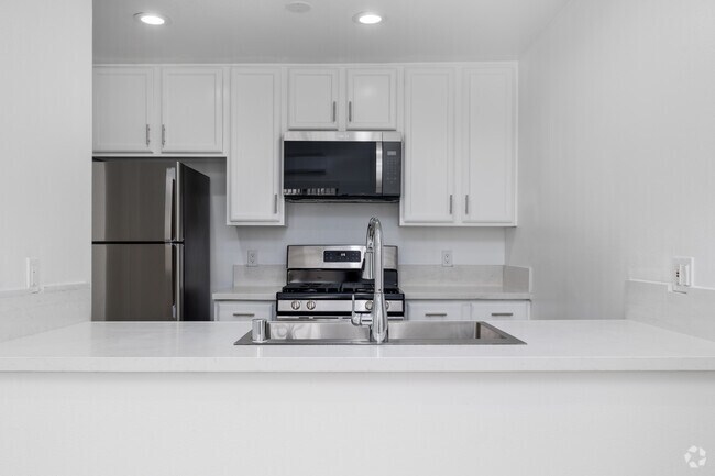 1 dormitorio, 1 baño - 650 pies cuadrados - Cocina - 1347 23rd St