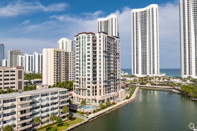 Building Photo - Marina Del Sol