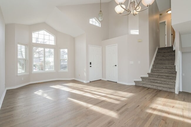 Foto del edificio - Renovated 4 Bed/ 3.5 Bath in Littleton