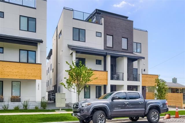 Foto principal - 3820 Jason St