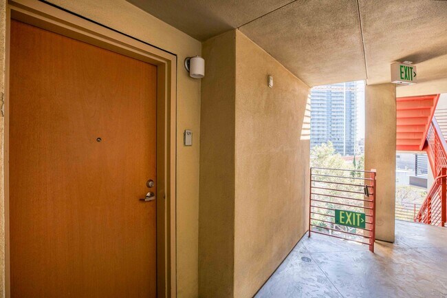 Building Photo - Corner Unit in the Heart of Little Italy