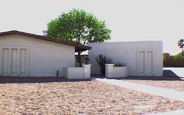 Primary Photo - 651-675 E Brown Rd