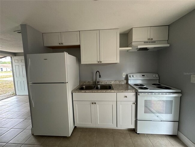 Foto del edificio - 452 89th Ave N