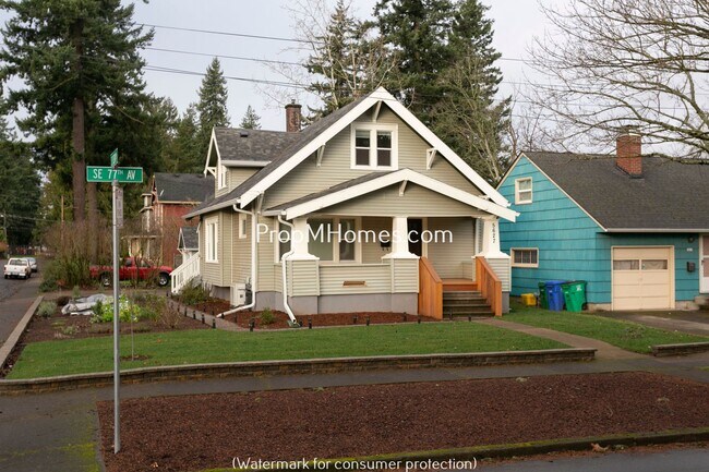 Foto del edificio - Charming Four Bedroom Craftsman In SE Port...