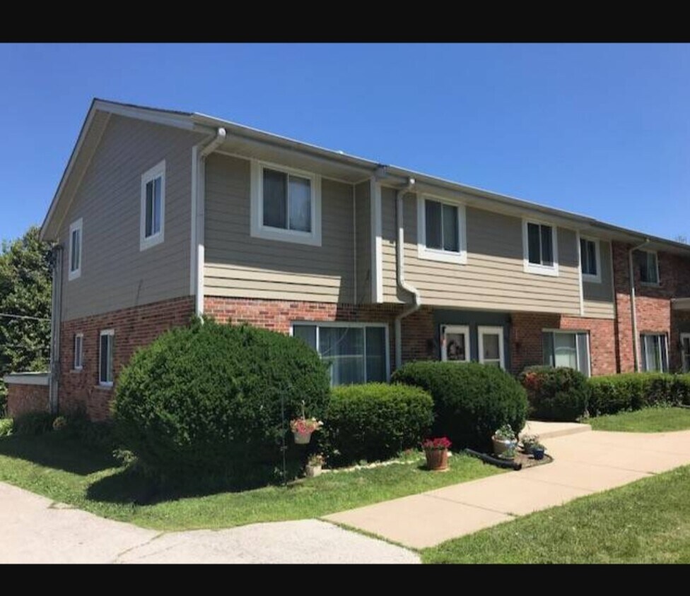 Foto principal - 18950 N Hills Dr