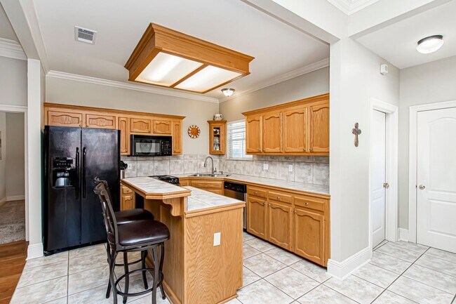 Foto del edificio - 10580 Springglen Ct