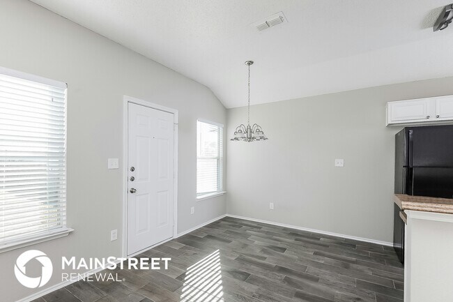 Building Photo - 7201 Avington Way