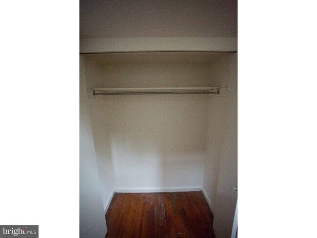Foto del edificio - 407 S 11th St