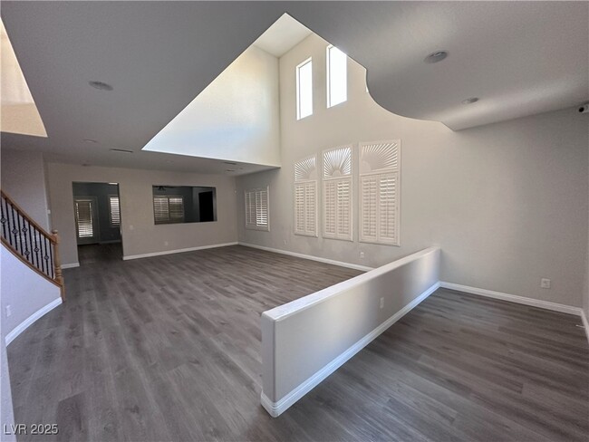 Foto del edificio - 5427 Wesleyan Ct