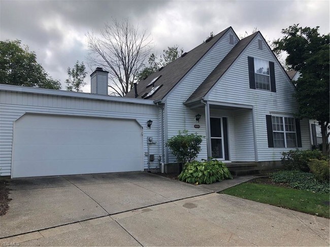 Building Photo - 2857 Tinkers Ln