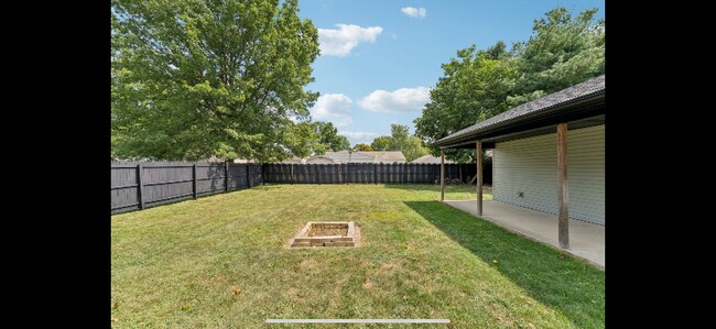 Foto del edificio - 459 Holly St