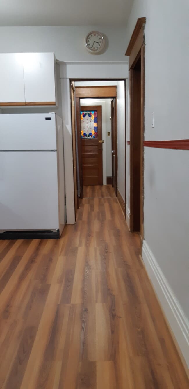 Hallway - 132 Fairview Av