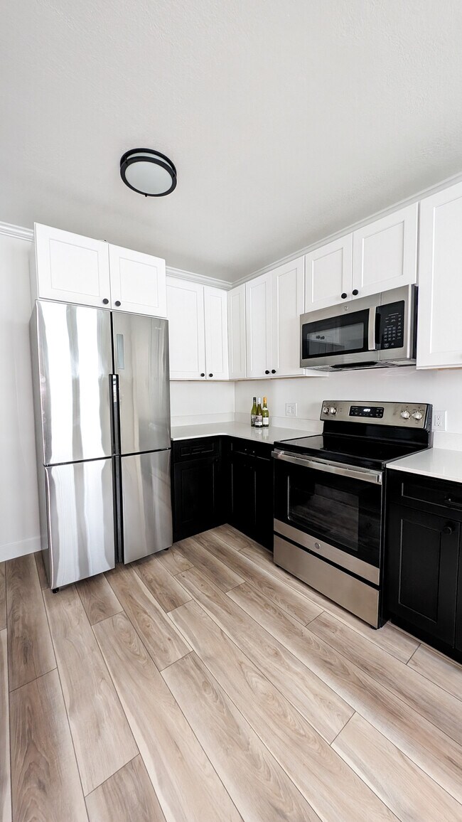 Foto del edificio - 4667 Cedar Ave S