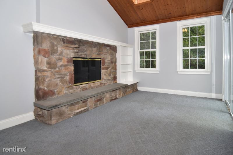 Foto principal - 4 br, 2 bath House - 26 Black Creek Lane