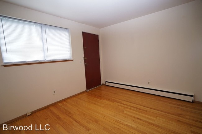 Building Photo - 1134 Petra Pl