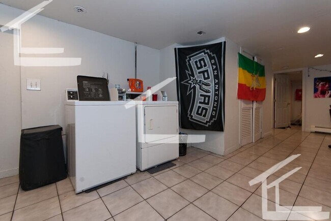 Photo - Charming 5 Bedroom-No Broker Fee Townhome