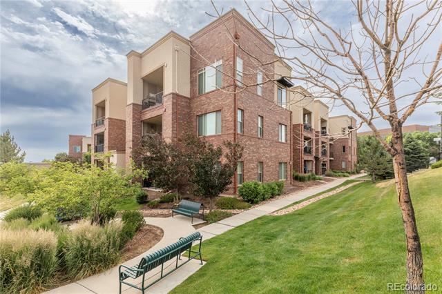 Foto del edificio - 303 Inverness Way S