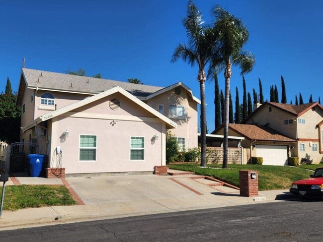 Foto del edificio - 10458 Brooke Ave