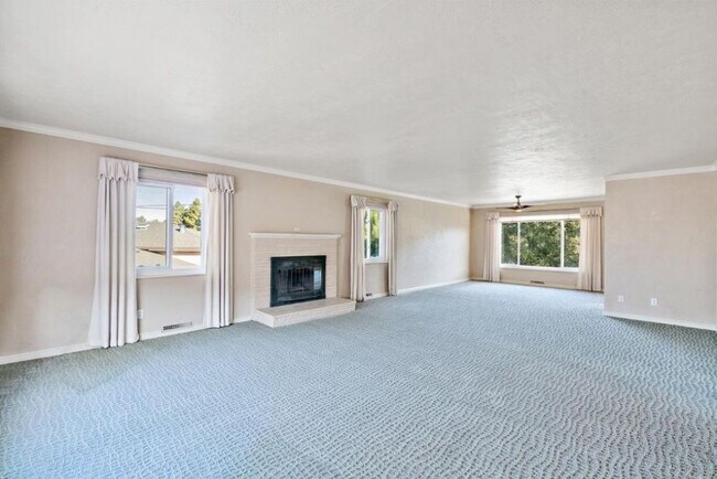 Building Photo - 21620 Gail Dr, Castro Valley, CA 94546