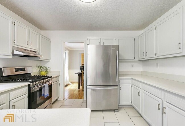 Foto del edificio - 210 Spring Forest Way