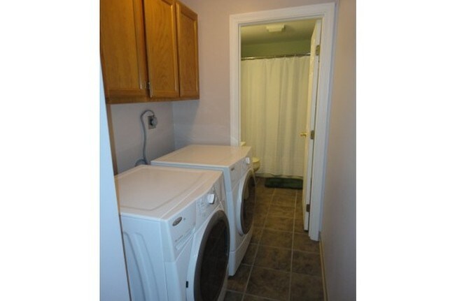 Washer / Dryer - 13 Stanorm Dr
