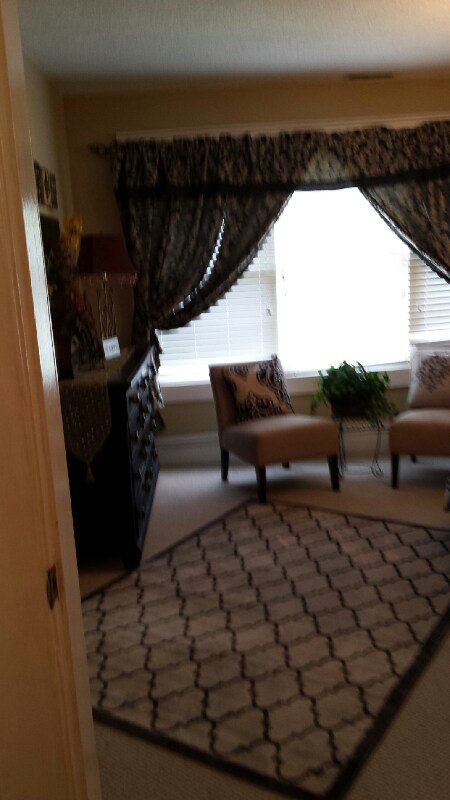 Building Photo - 1905 Ivy St