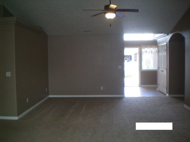 Foto del edificio - Charming, Pet Friendly, 3bd/2ba Home for R...