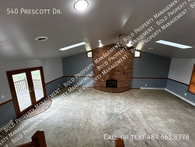 Building Photo - 540 Prescott Dr
