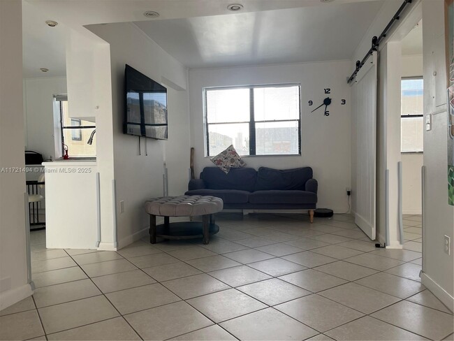 Building Photo - 1390 Ocean Dr