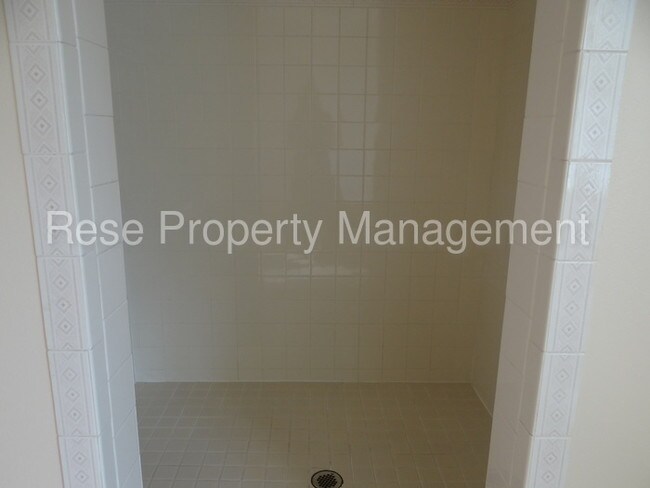 Fabulous Home With Mother In Law Apartment House For Rent West Building Photo Fabulous Home With Mother In Law Apartment