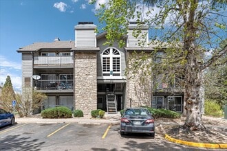 Building Photo - 2575 S Syracuse Way