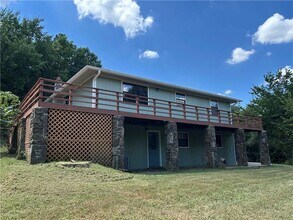 Building Photo - 12828 Trammel Dr