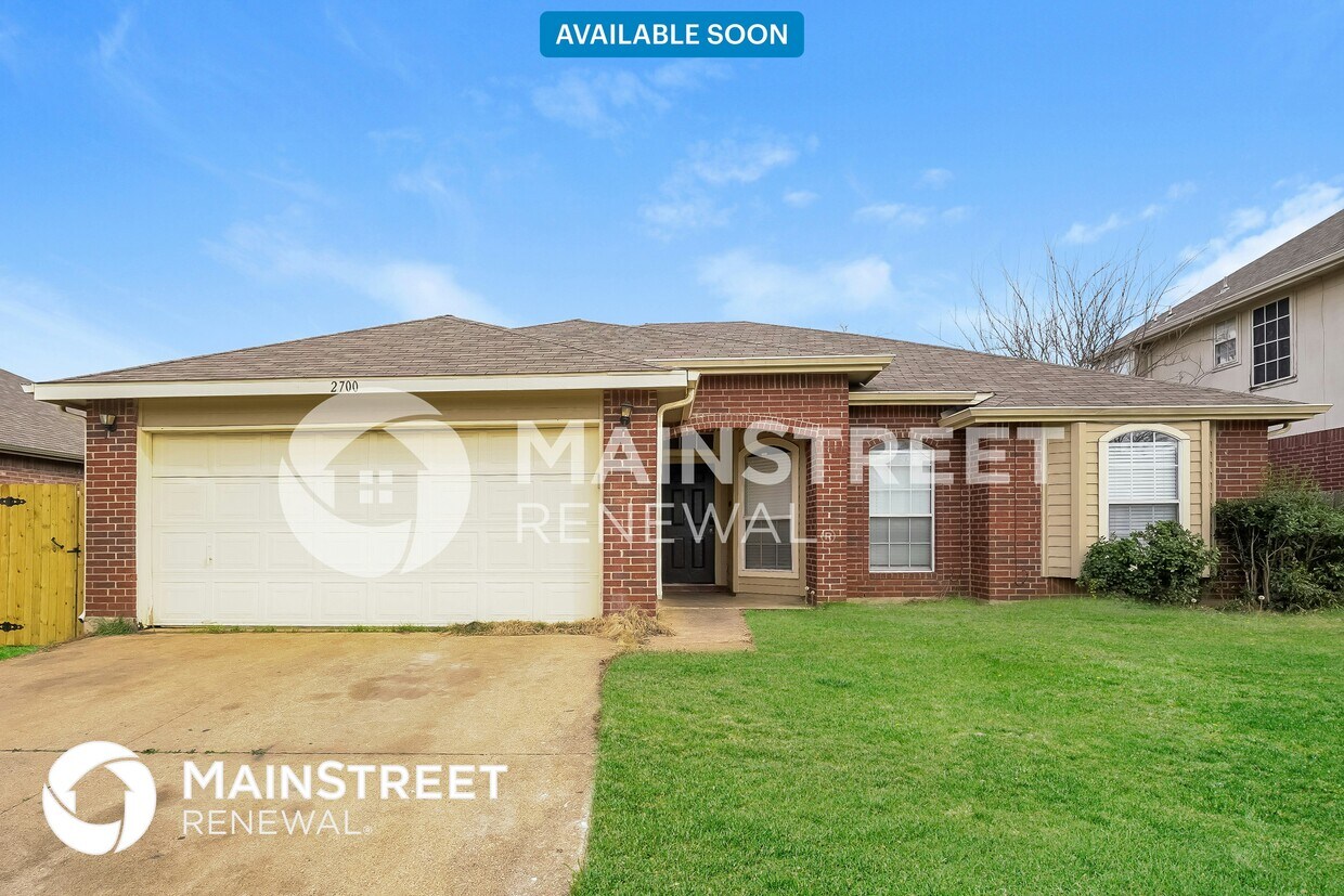 Primary Photo - 2700 Forest Creek Dr
