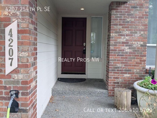 Foto del edificio - 4207 254th Pl SE