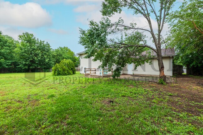 Foto del edificio - 2013 N Parkridge Ct