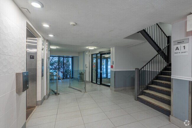 Lobby - 200 Ridley Boulevard