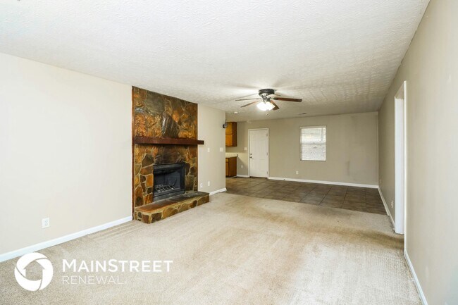 Foto del edificio - 5850 Bearing Way