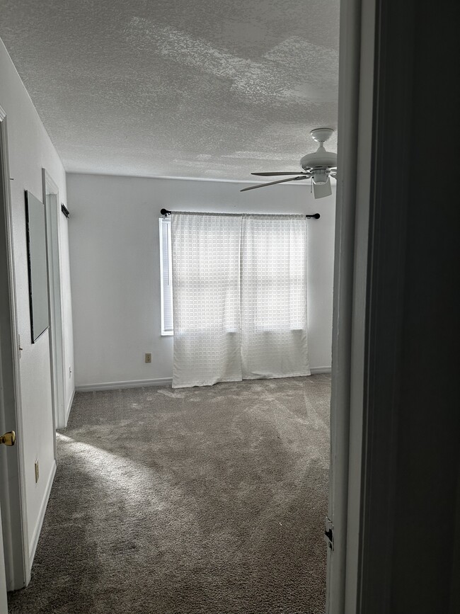 Building Photo - 2460 Summerfield Way