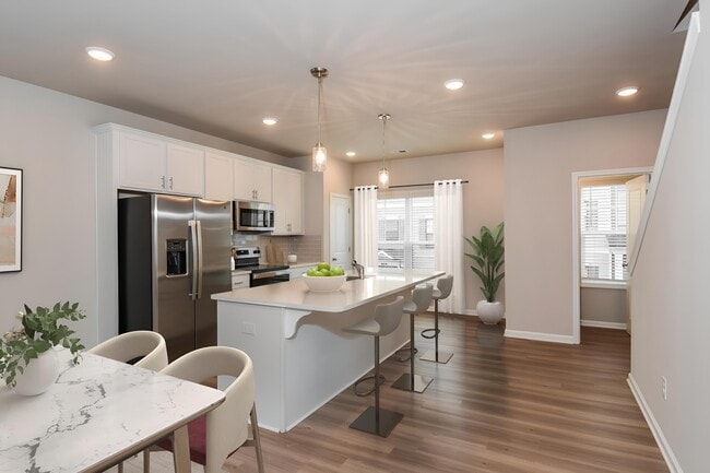 Building Photo - 759 Calvin Pk Dr