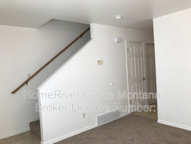 Building Photo - 2153 S 14th St W