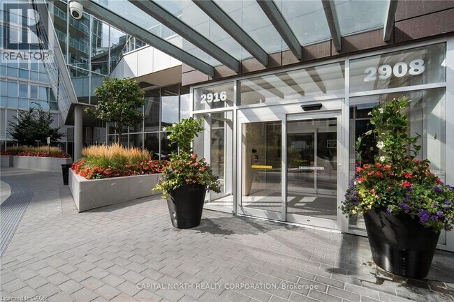 Building Photo - 2916 Hwy 7