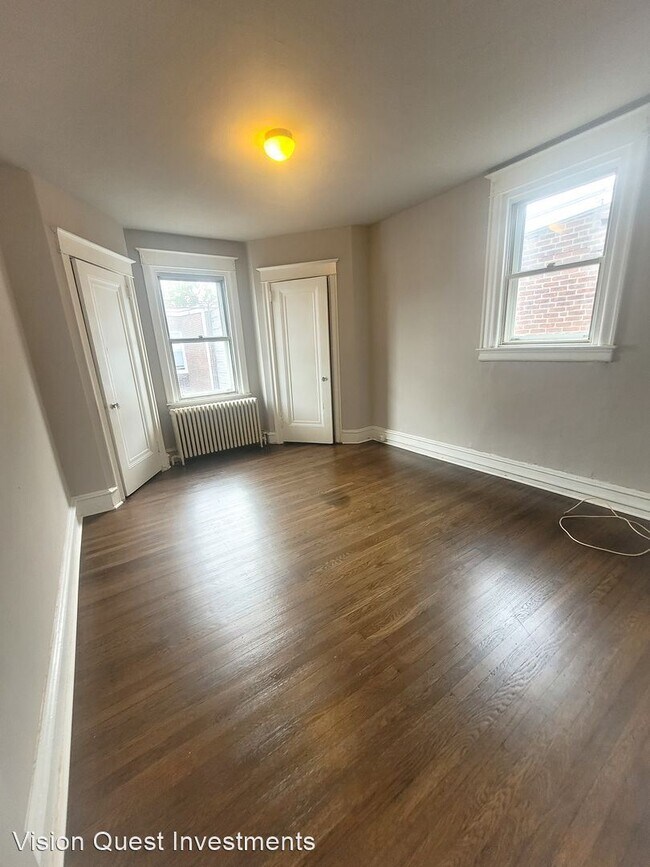 Foto del edificio - 3 br, 1 bath House - 306 Kingston Road