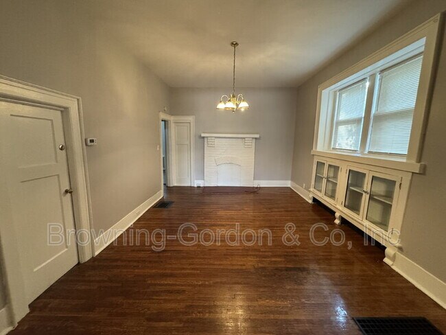 Foto del edificio - 1503 Bernard Ave