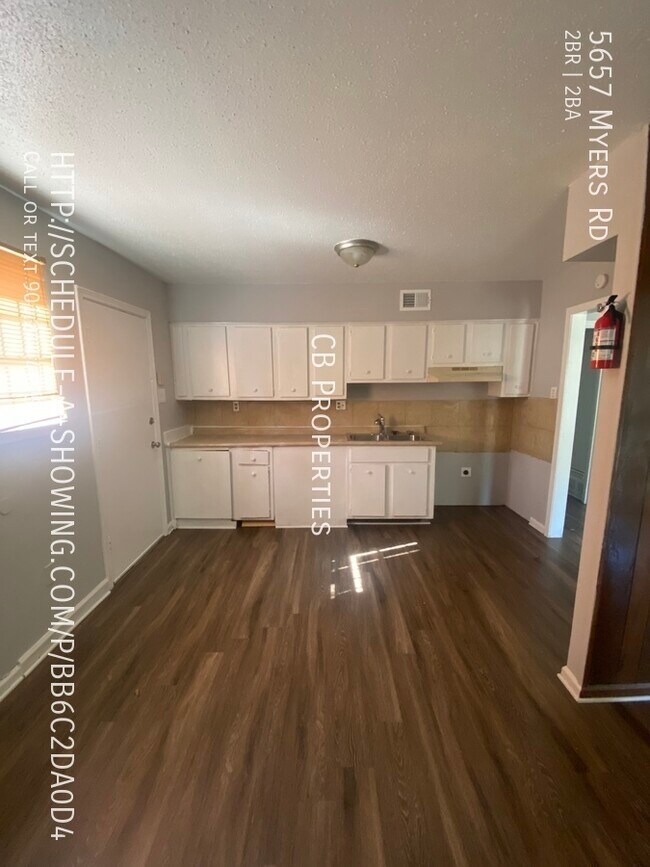 Building Photo - Affordable Duplex
