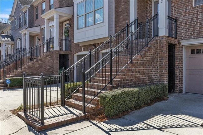 Building Photo - 2762 Durham Dr NE