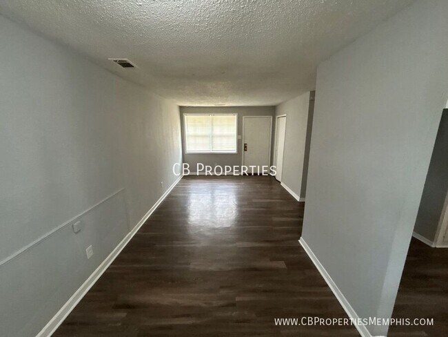 Foto del edificio - 4034 Rhodes Ave