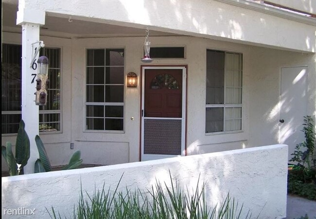 Building Photo - 2 br, 2 bath Condo - 11460 Caminito La Bar