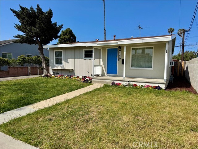 Foto principal - 19219 Ronald Ave